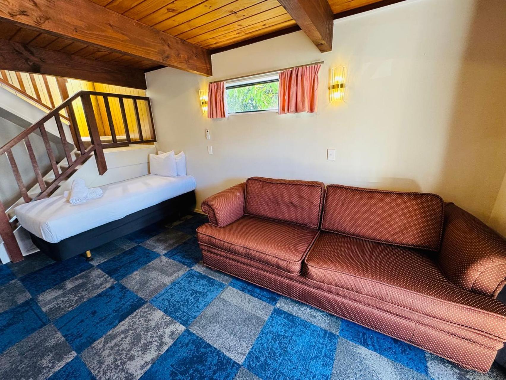 Apex On Fenton Motel Rotorua Bagian luar foto