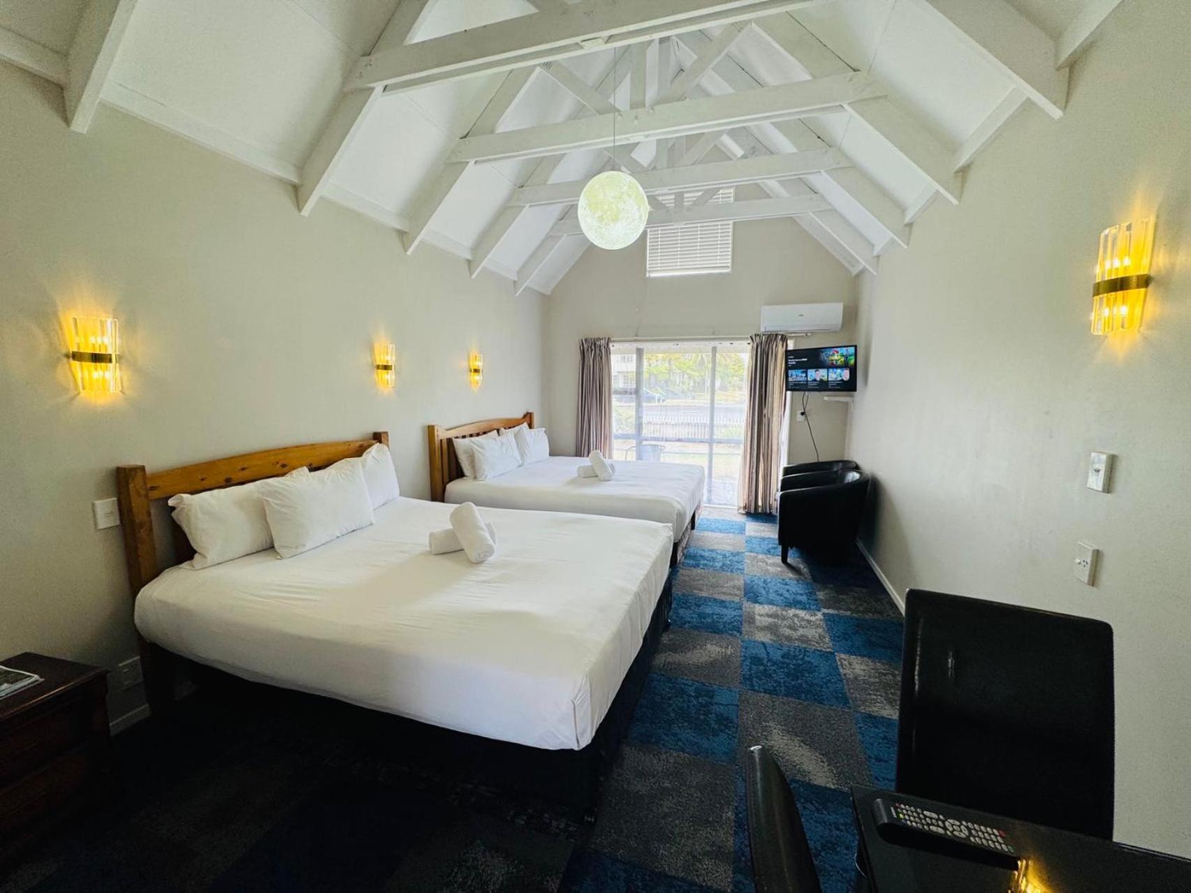 Apex On Fenton Motel Rotorua Bagian luar foto