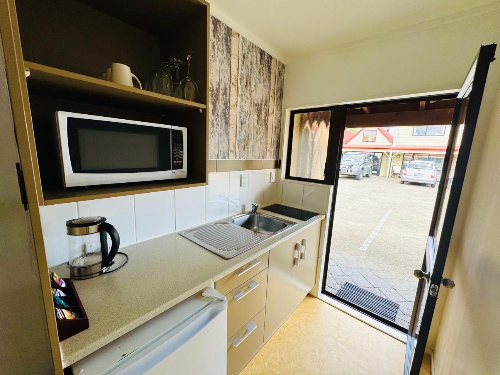 Apex On Fenton Motel Rotorua Bagian luar foto